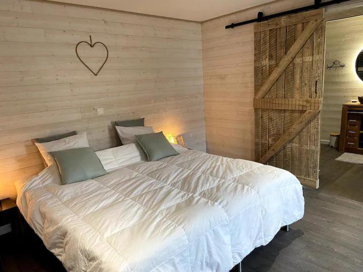 Holiday home Ambiance Boisee Moustier Stoumont